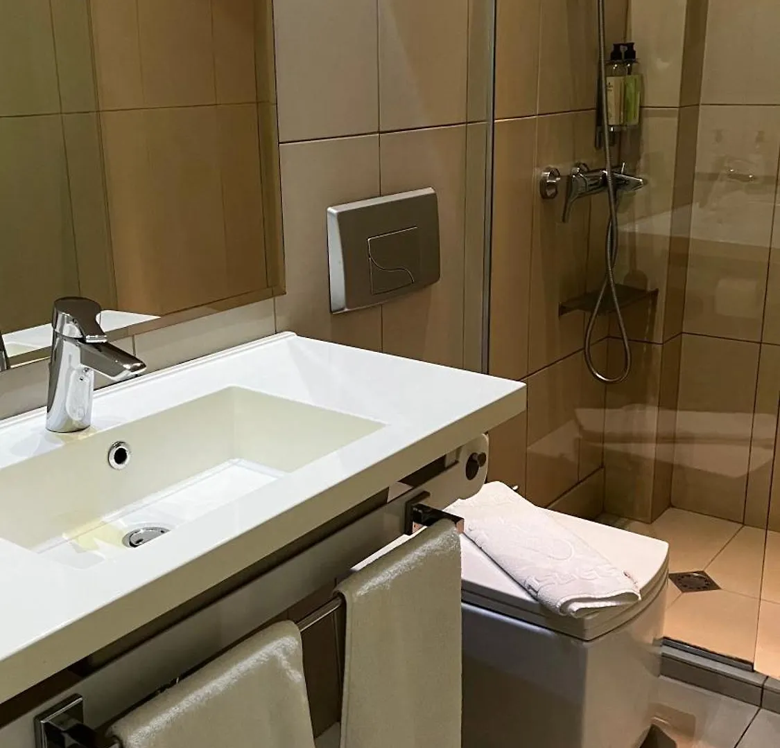 Boutique Hotel Kanyon Sofia 2*,